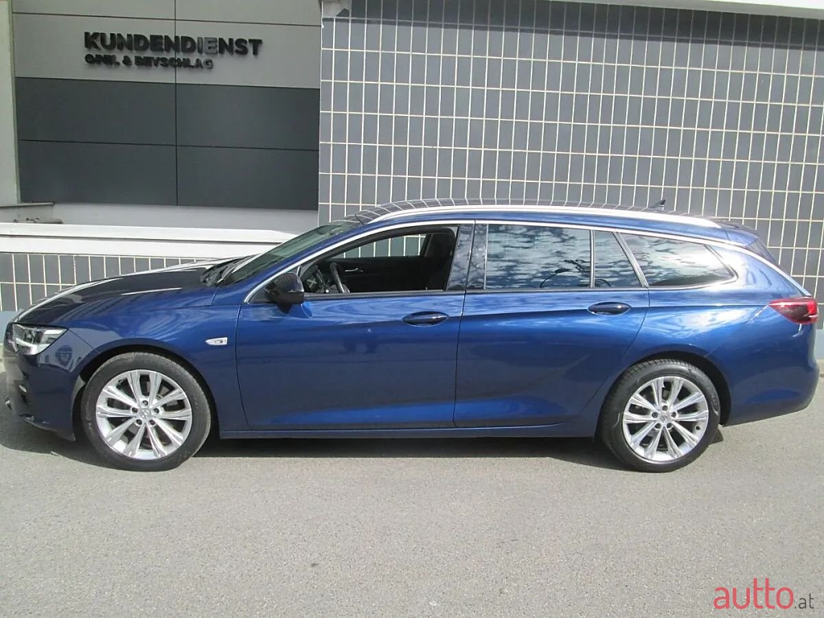 2020' Opel Insignia photo #4