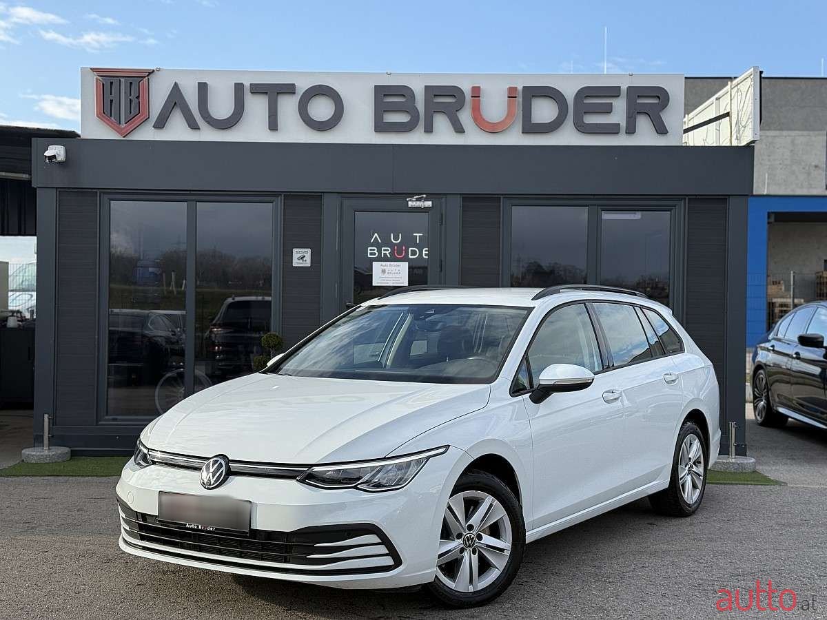 2024' Volkswagen Golf photo #1