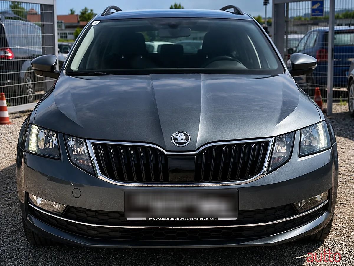 2018' Skoda Octavia photo #2