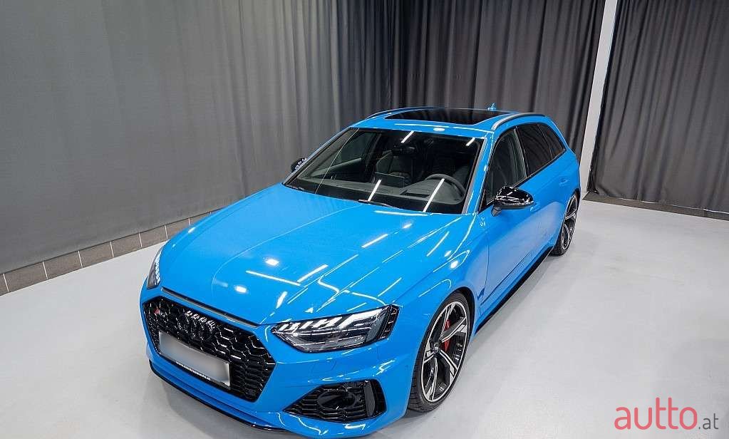 2019' Audi A4 photo #4