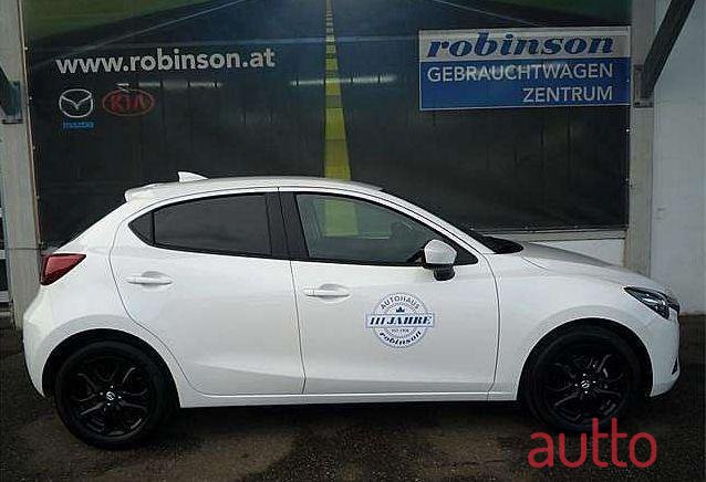 2019' Mazda Mazda2 photo #1