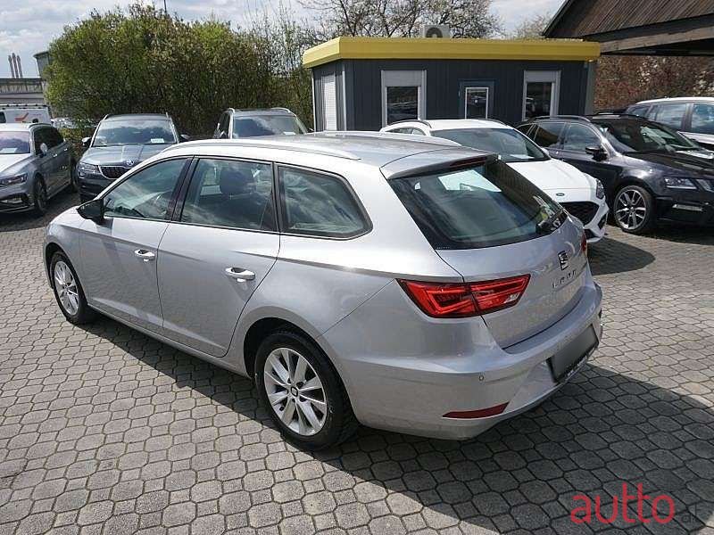 2019' SEAT Leon photo #4