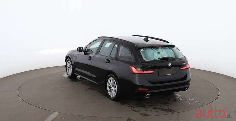 2021' BMW 3Er-Reihe photo #4