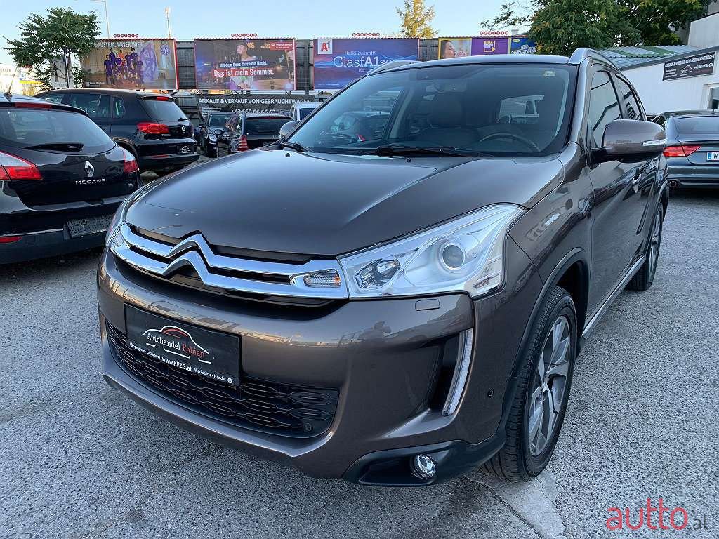 2012' Citroen C4 Aircross photo #1