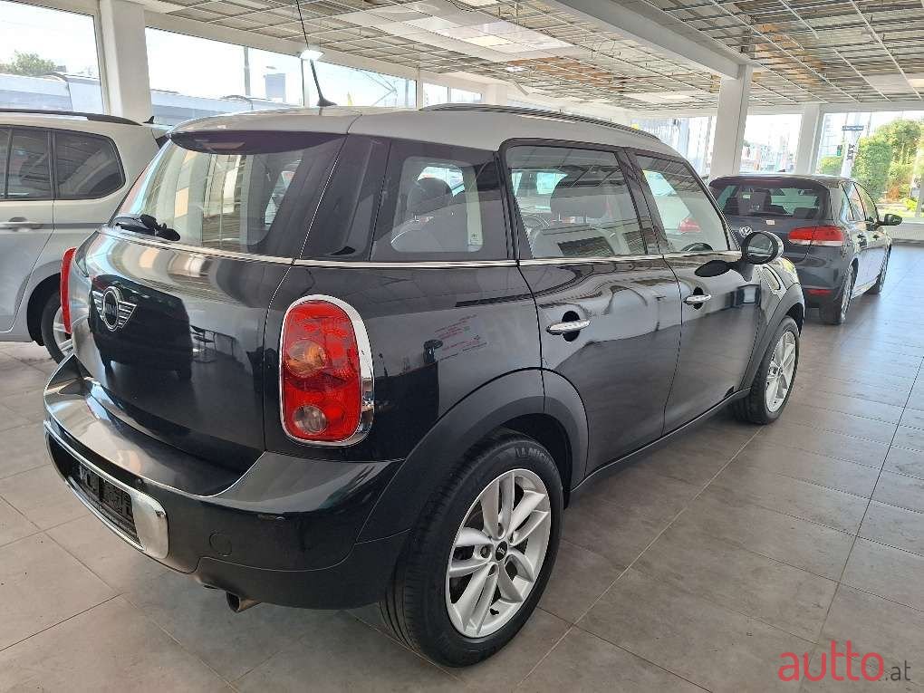 2011' MINI Countryman photo #5