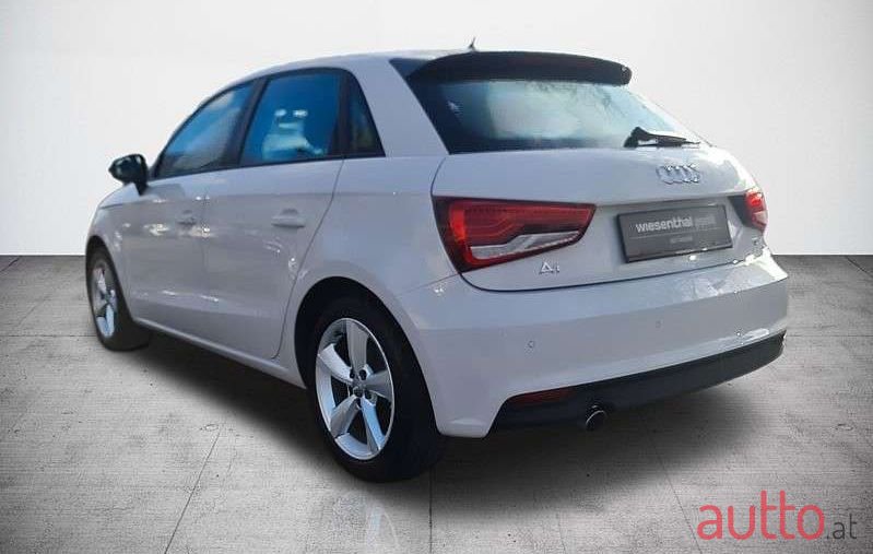 2016' Audi A1 photo #1