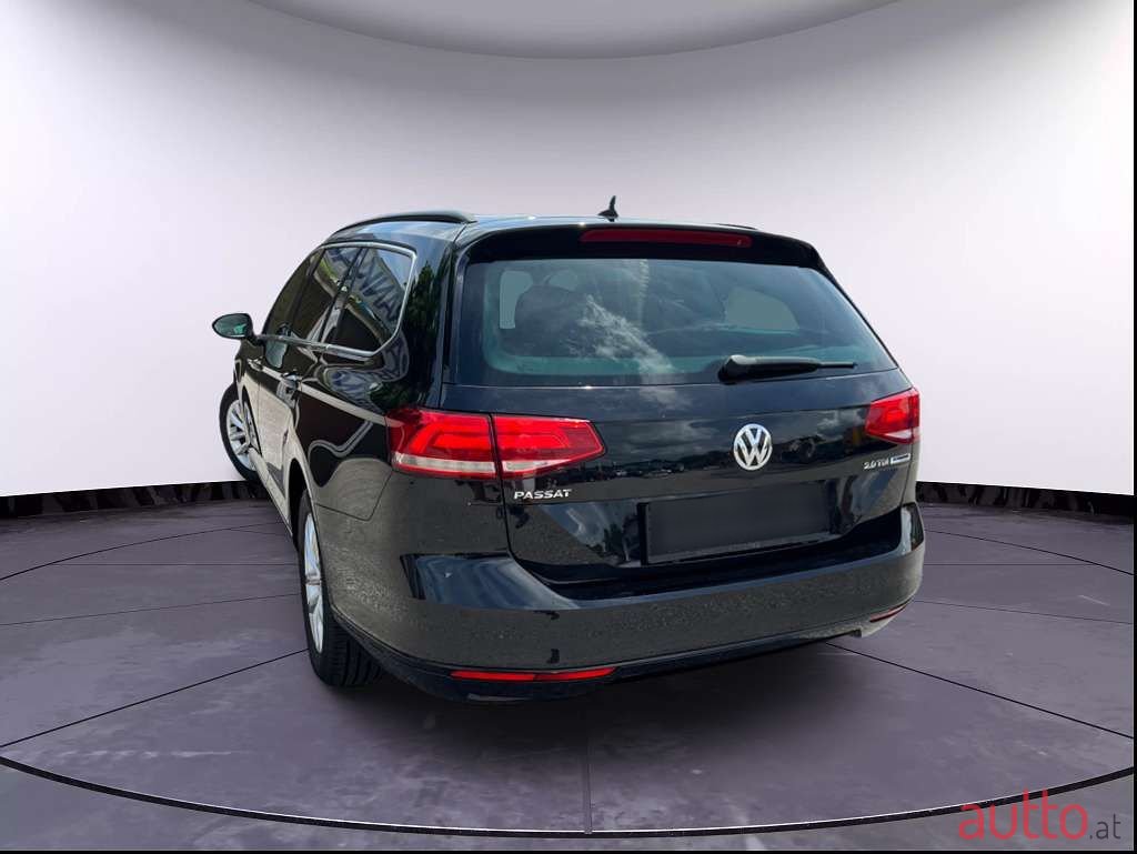 2017' Volkswagen Passat photo #6