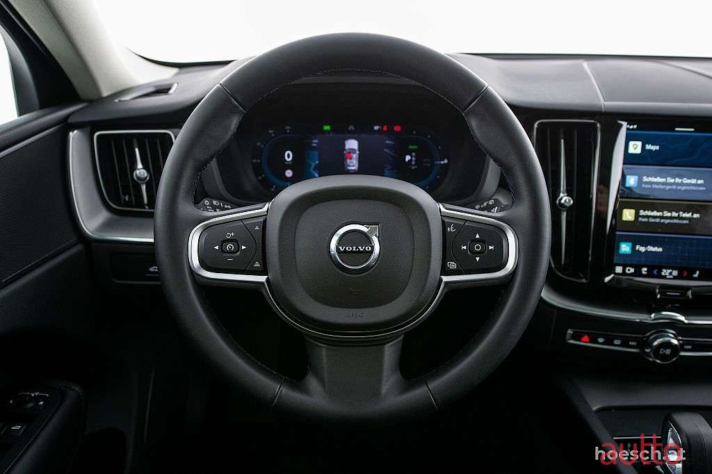 2023' Volvo XC60 photo #4