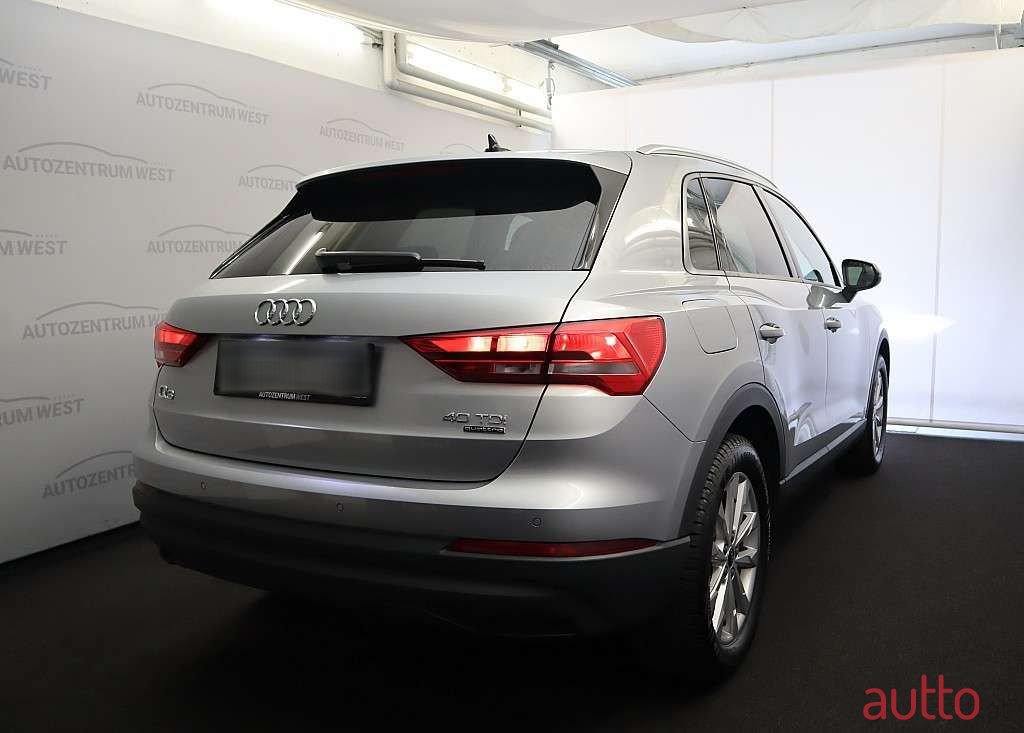 2021' Audi Q3 photo #4