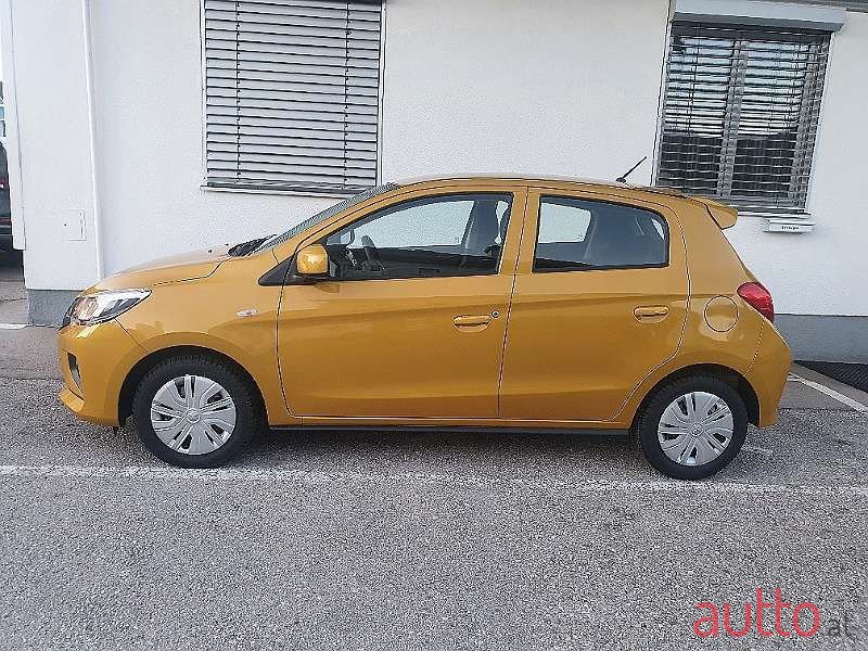 2021' Mitsubishi Space Star photo #2