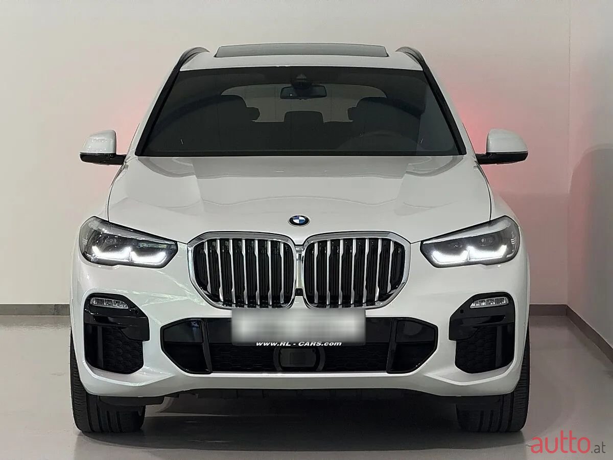 2020' BMW X5 photo #3