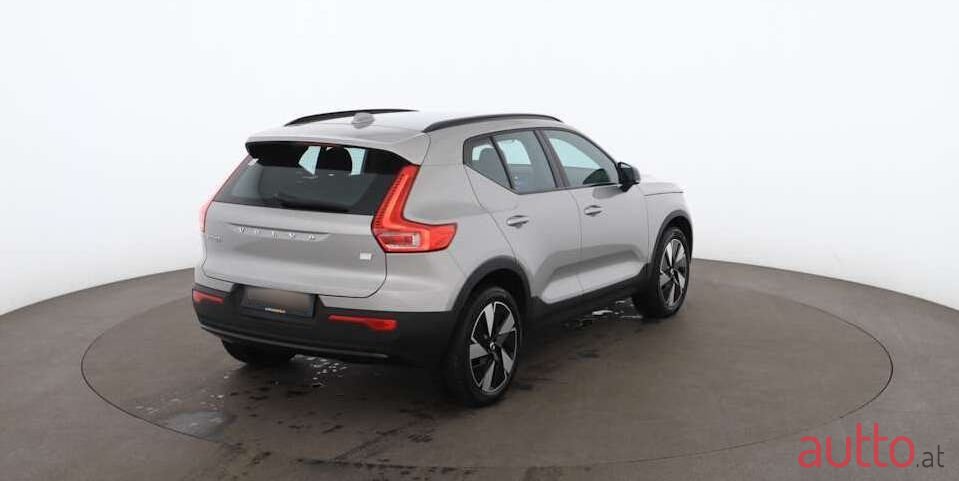 2024' Volvo XC40 photo #5