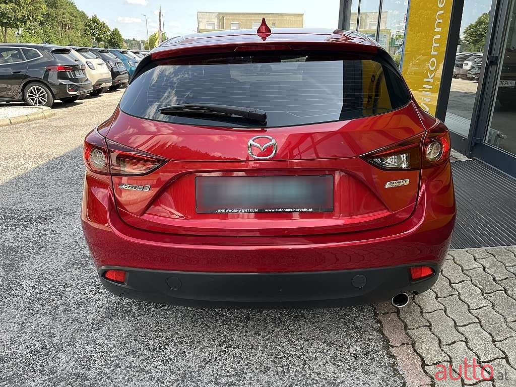 2016' Mazda Mazda3 photo #5