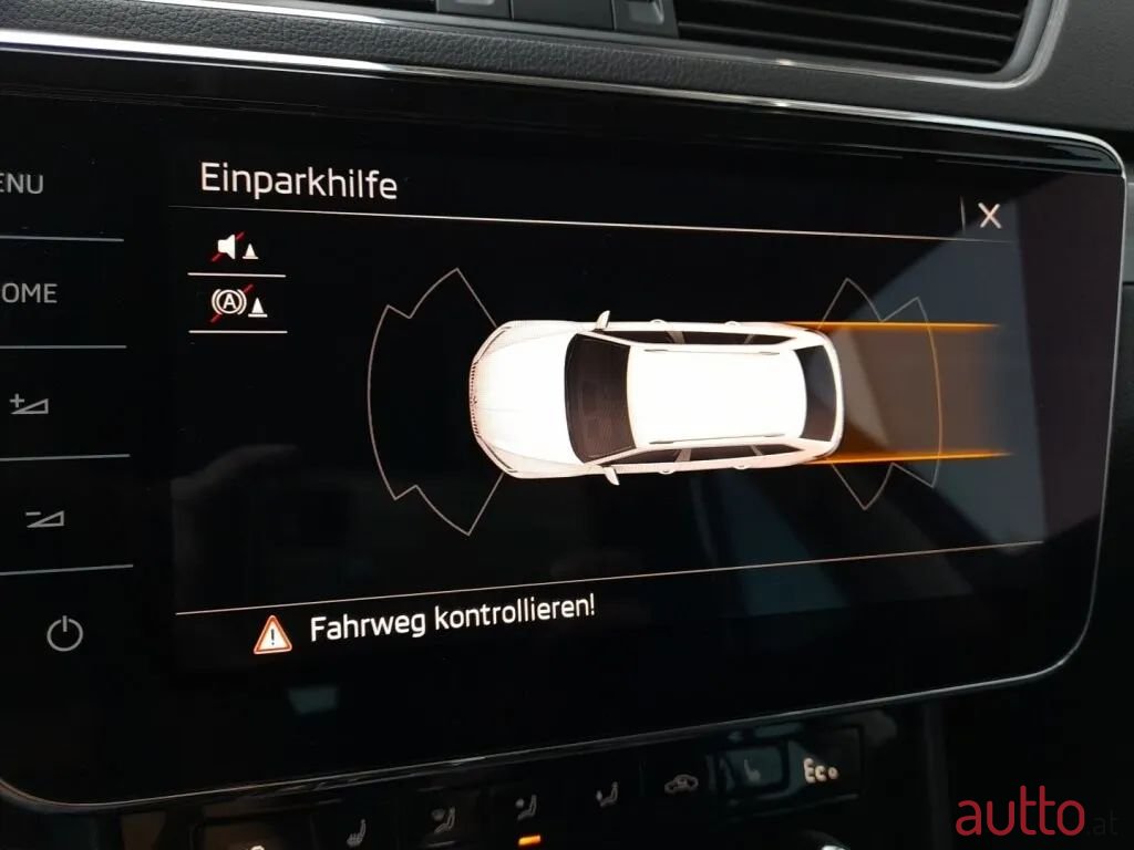 2022' Skoda Superb photo #5