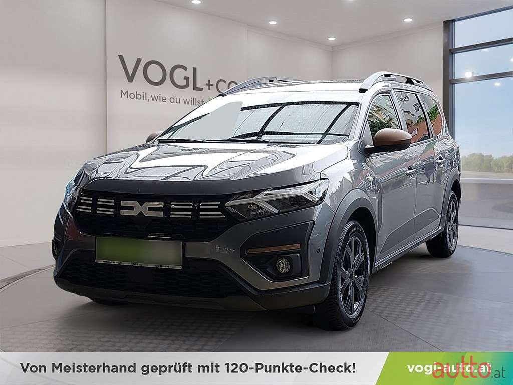 2024' Dacia Jogger photo #1
