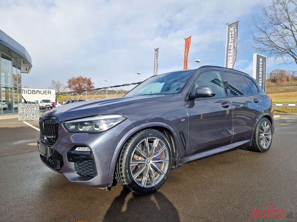 2019' BMW X5 photo #5