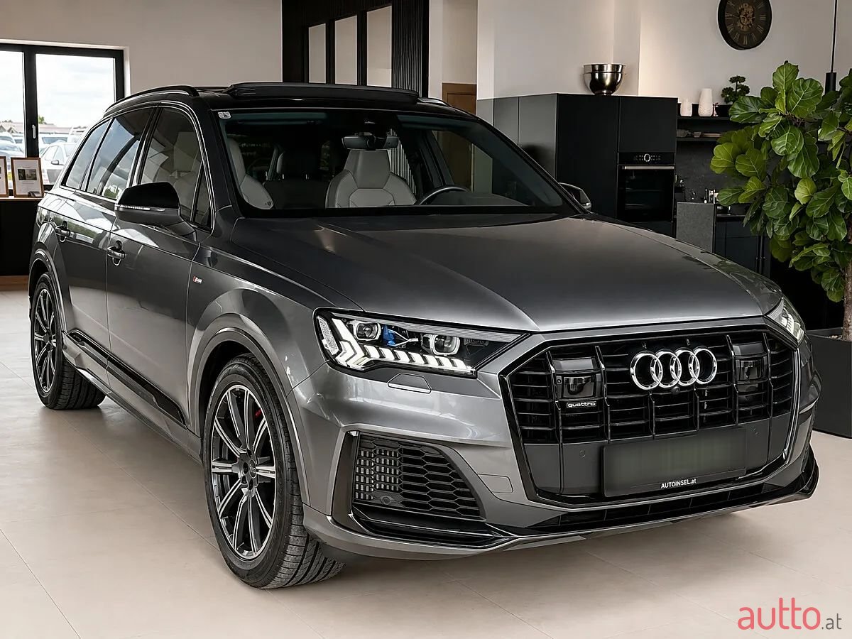 2021' Audi Q7 photo #2