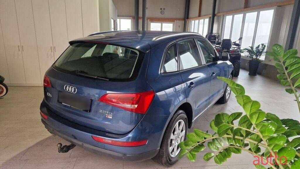 2009' Audi Q5 photo #6