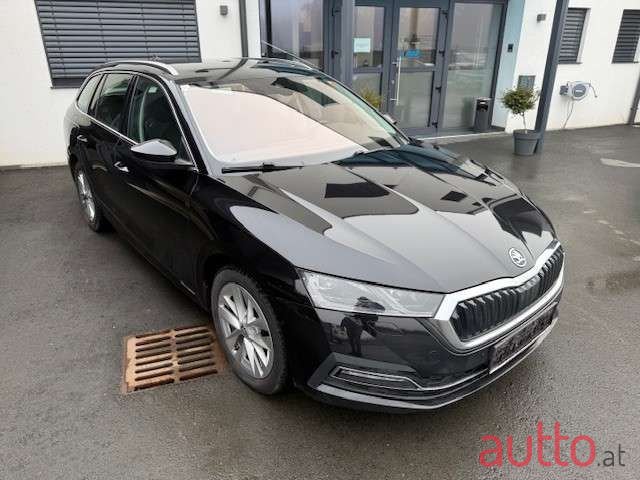 2021' Skoda Octavia photo #4