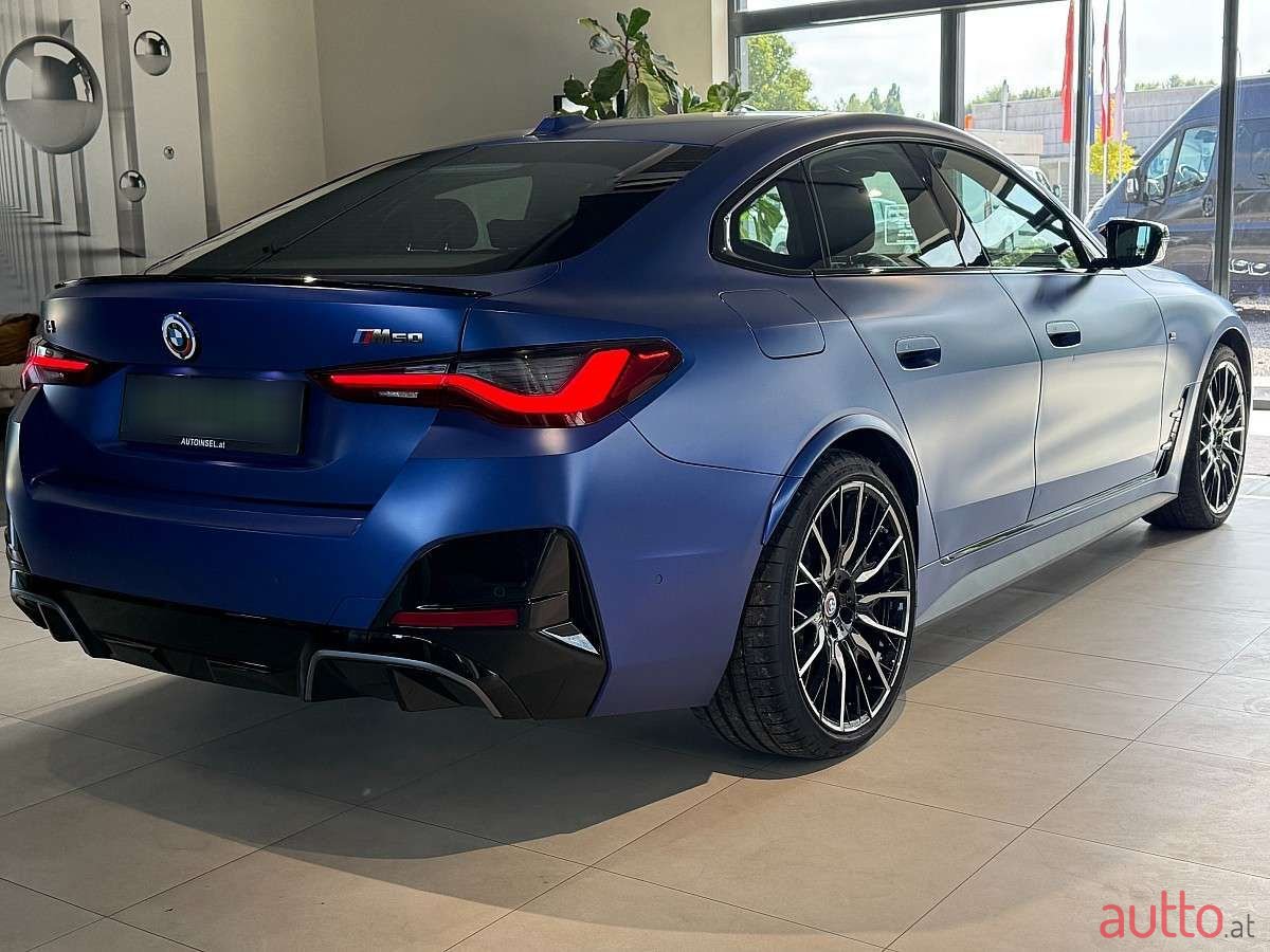 2022' BMW i4 photo #2