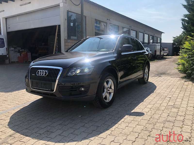 2009' Audi Q5 photo #1