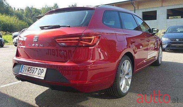 2018' SEAT Leon photo #2