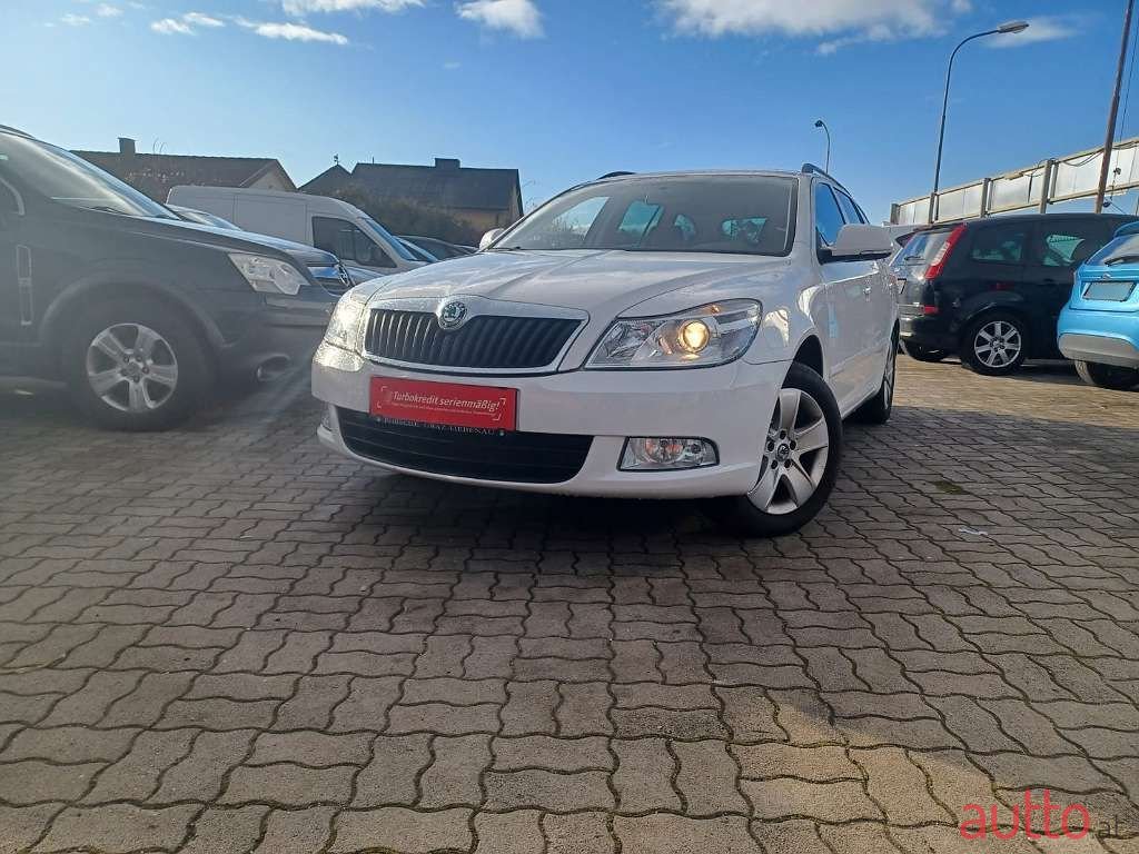 2012' Skoda Octavia photo #1