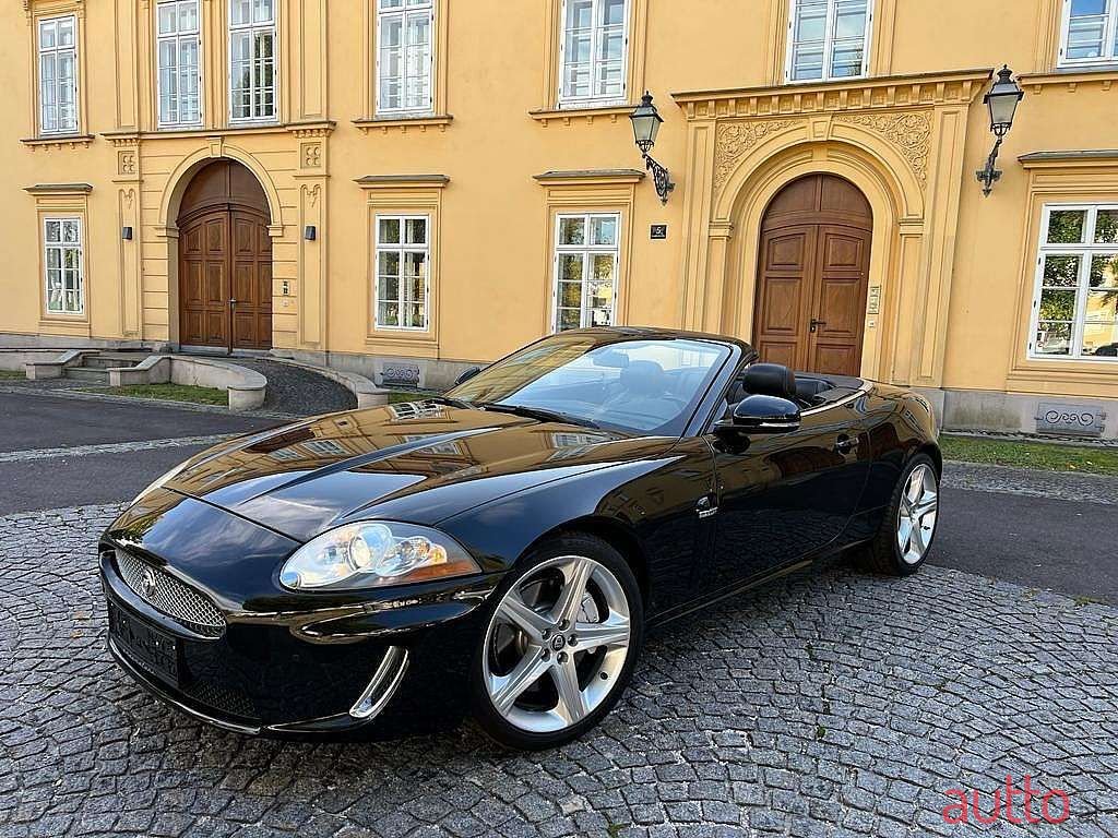 2011' Jaguar XK photo #1