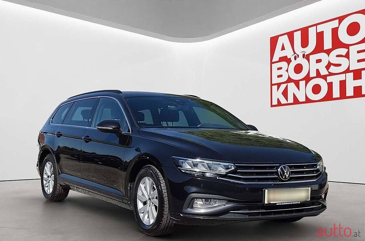 2023' Volkswagen Passat photo #2
