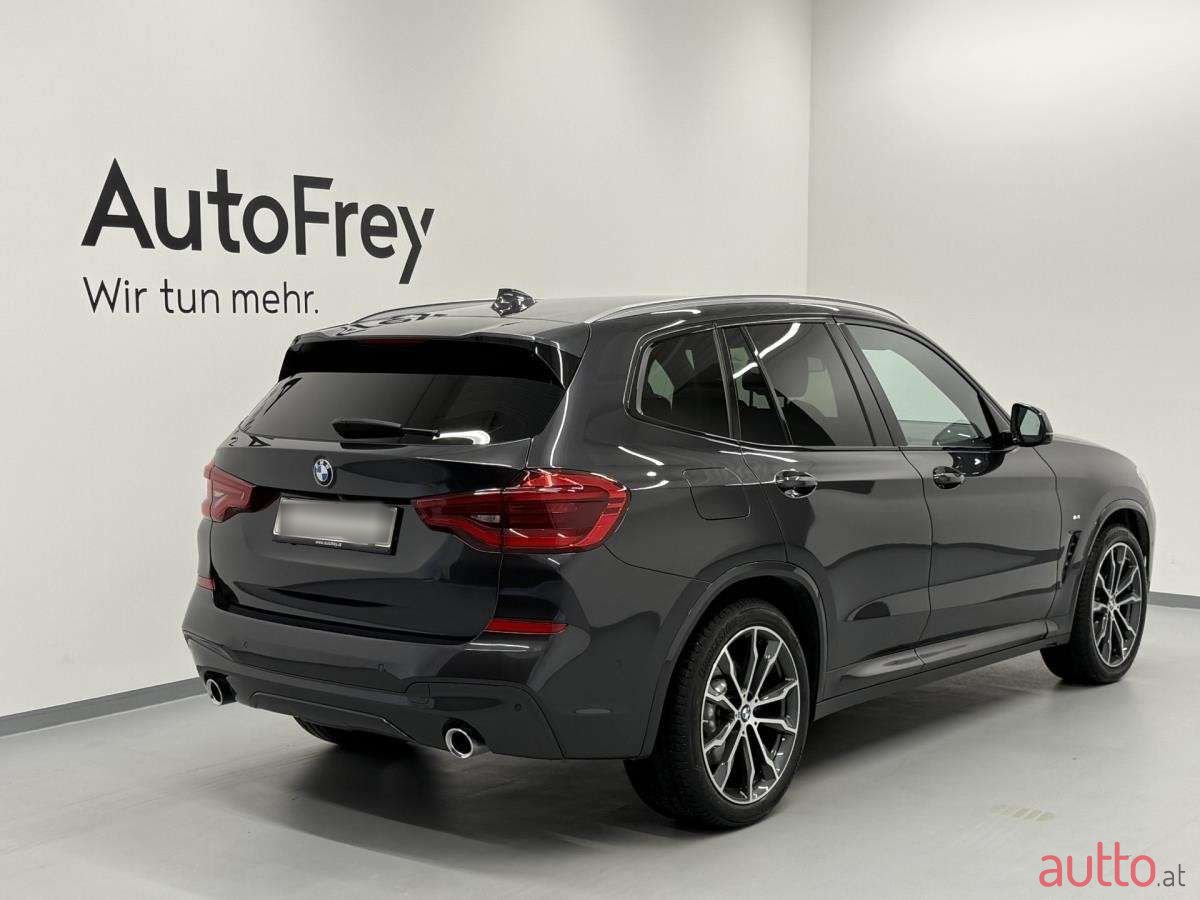 2021' BMW X3 photo #2