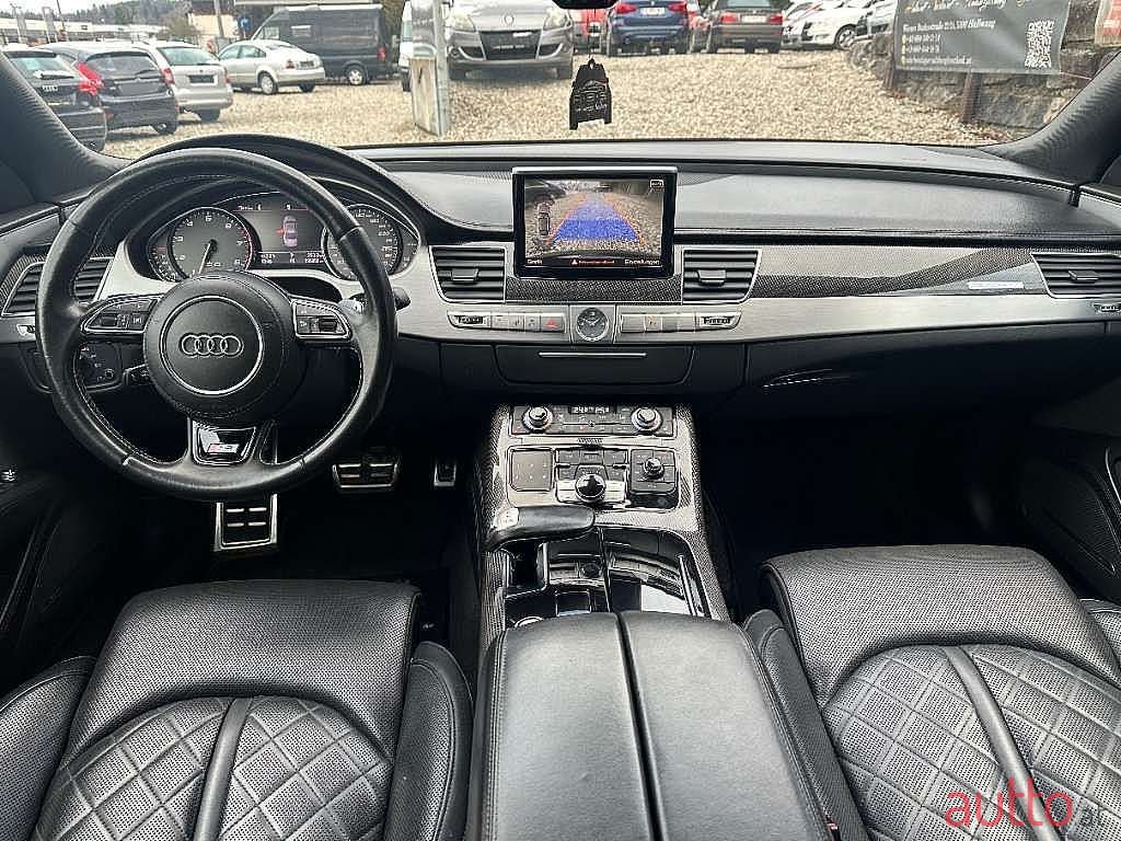 2013' Audi A8 photo #5