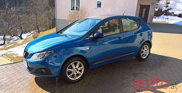 2011' SEAT Ibiza photo #1
