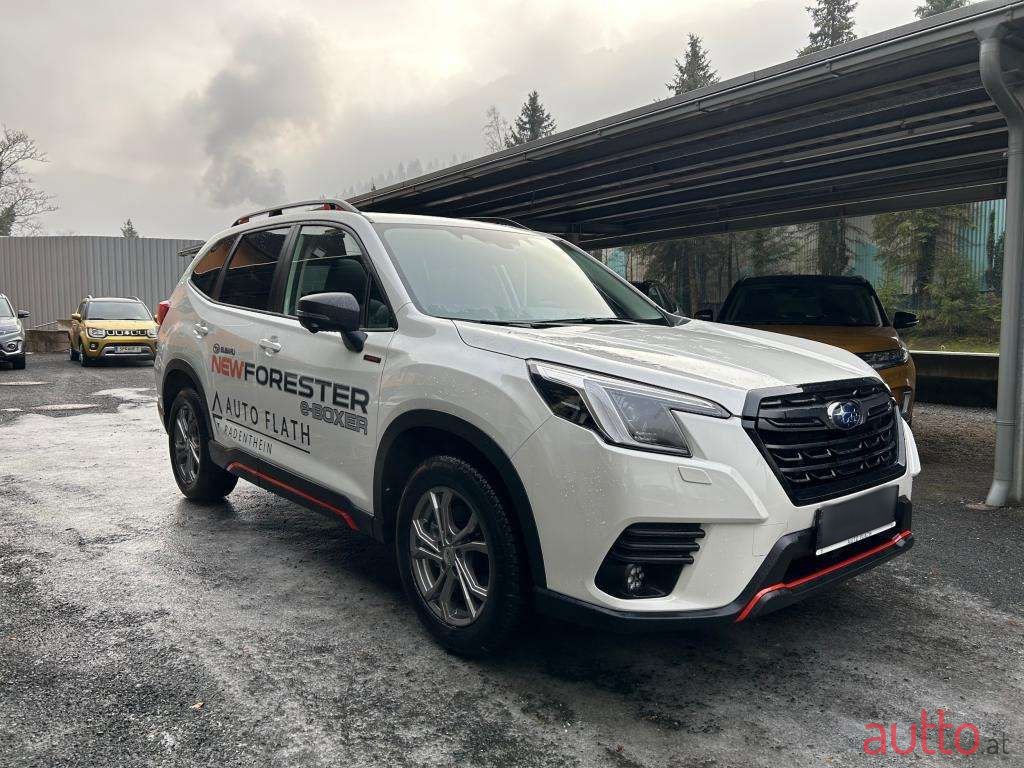 2022' Subaru Forester photo #1