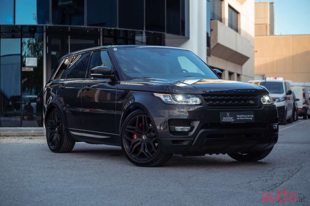 2015' Land Rover Range Rover Sport photo #1