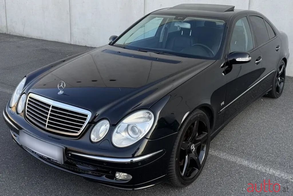 2004' Mercedes-Benz E-Klasse photo #1