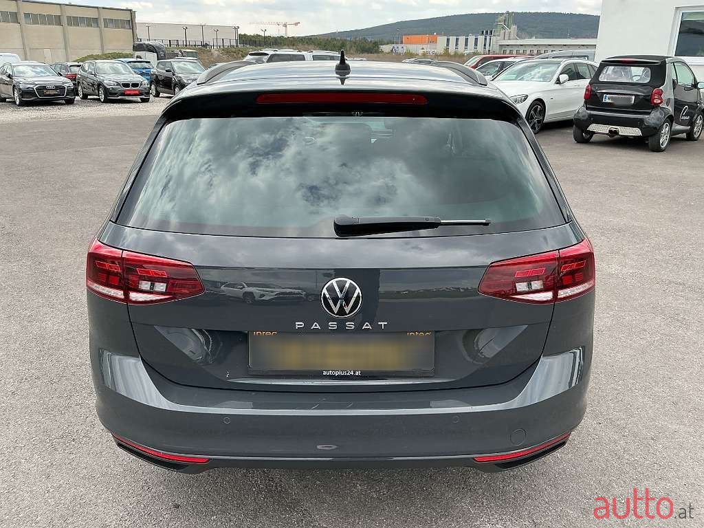 2021' Volkswagen Passat photo #5
