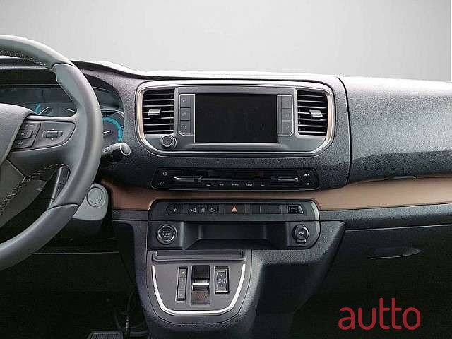 2023' Toyota ProAce photo #4