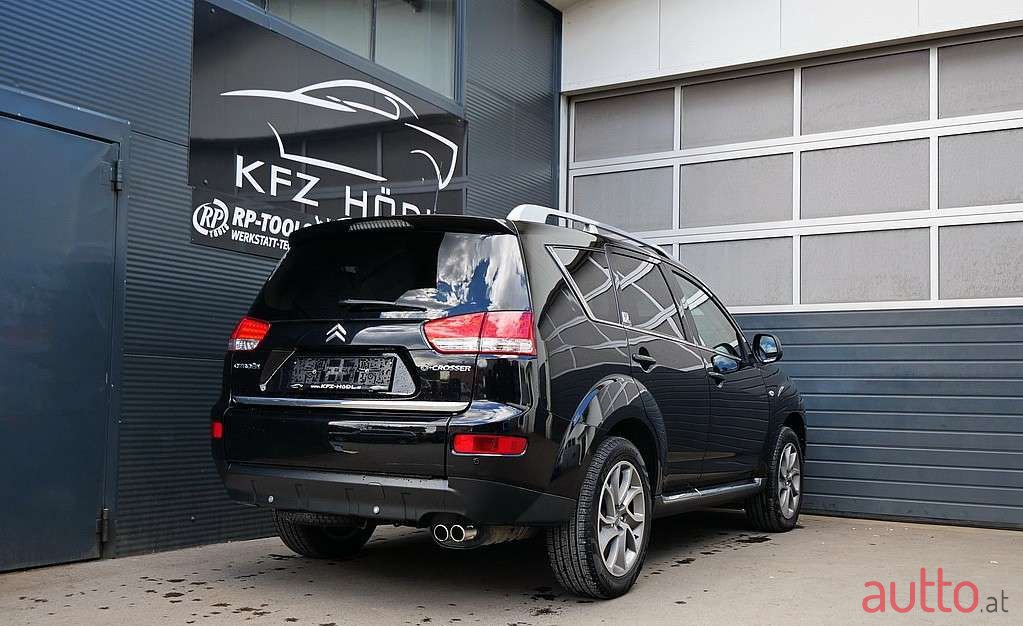 2012' Citroen C-Crosser photo #1