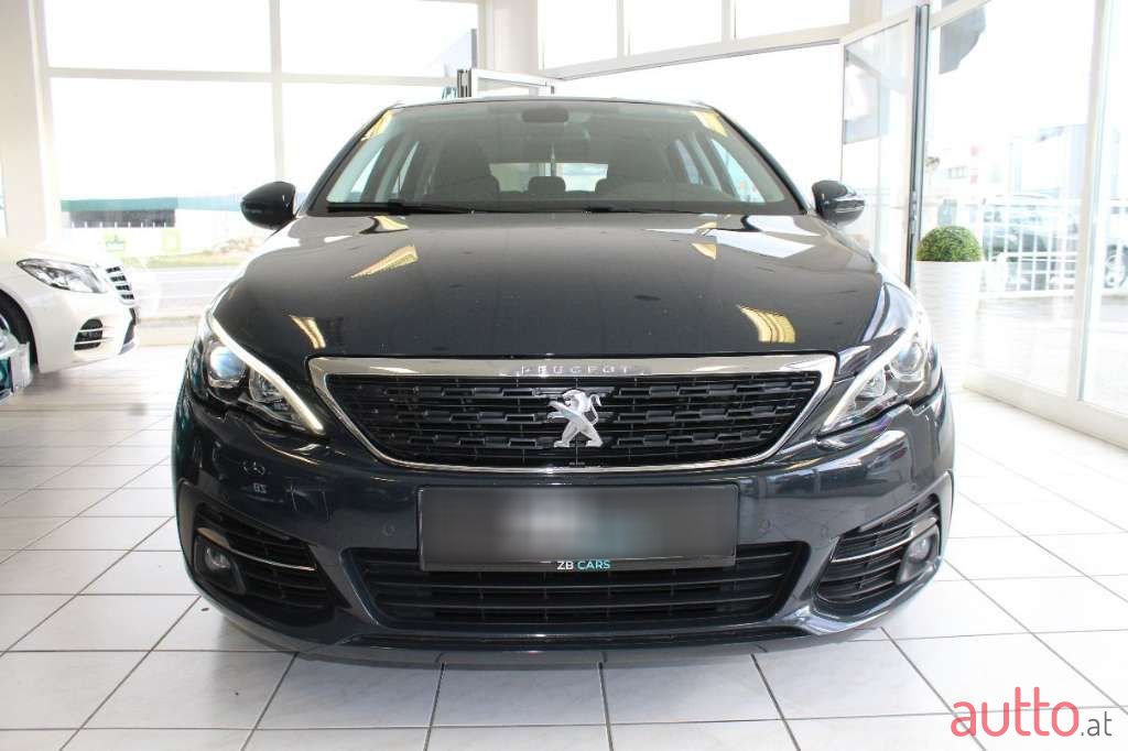 2019' Peugeot 308 photo #5