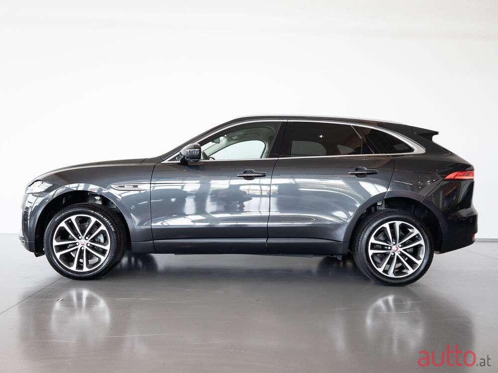2016' Jaguar F-Pace photo #1