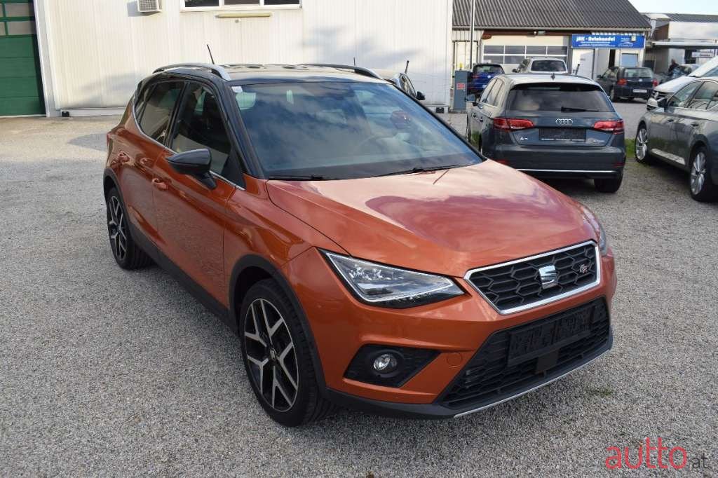 2019' SEAT Arona photo #4