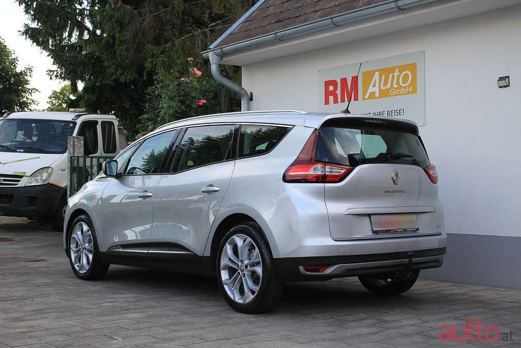 2017' Renault Scenic photo #5