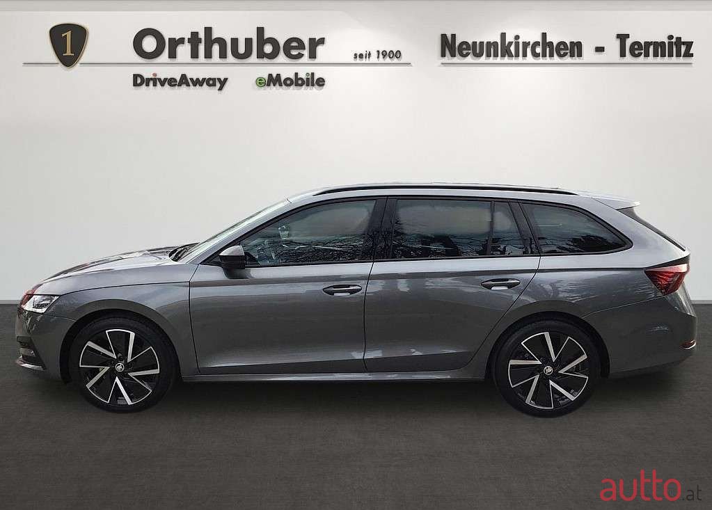 2023' Skoda Octavia photo #6