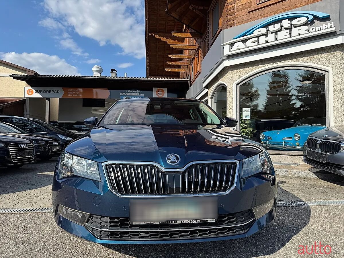 2019' Skoda Superb photo #1