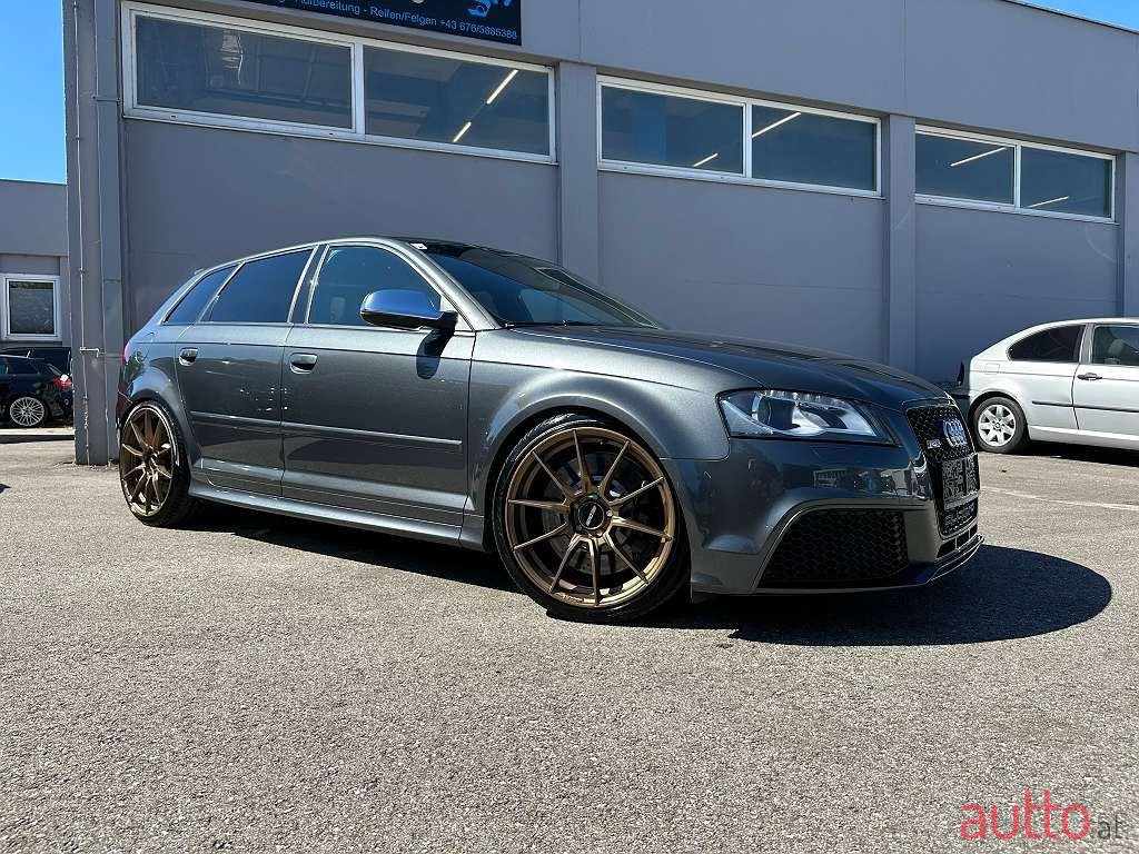2012' Audi A3 photo #2