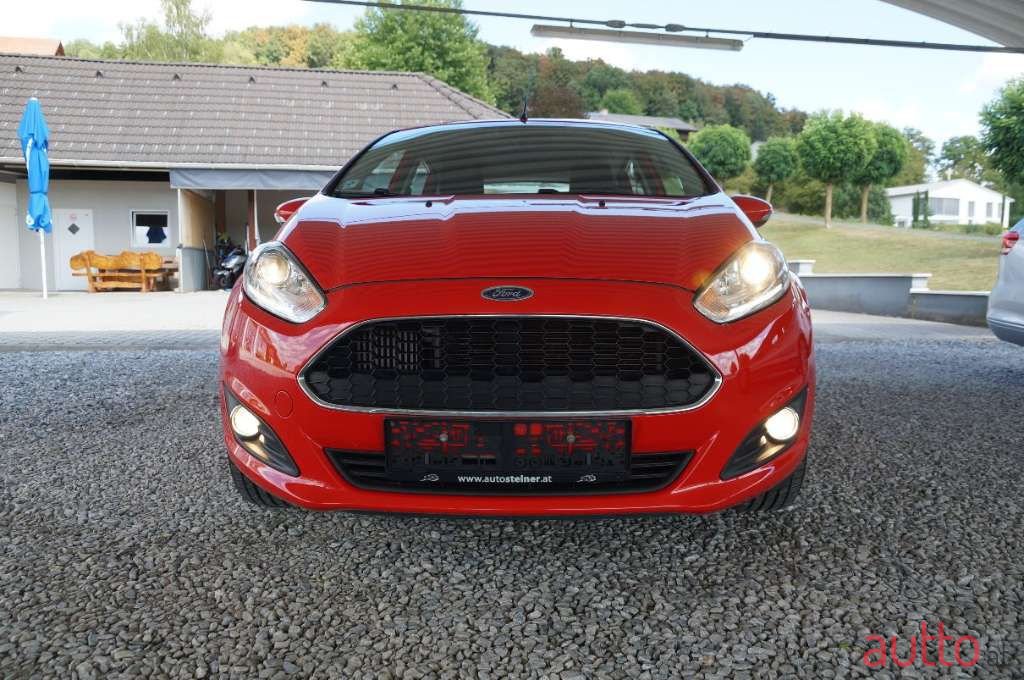 2016' Ford Fiesta photo #1