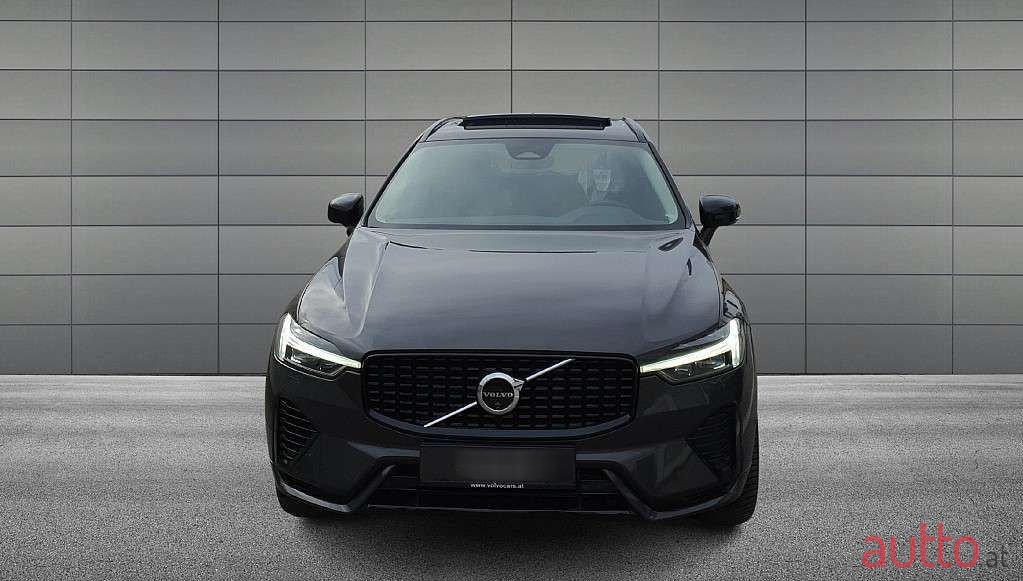 2024' Volvo XC60 photo #2
