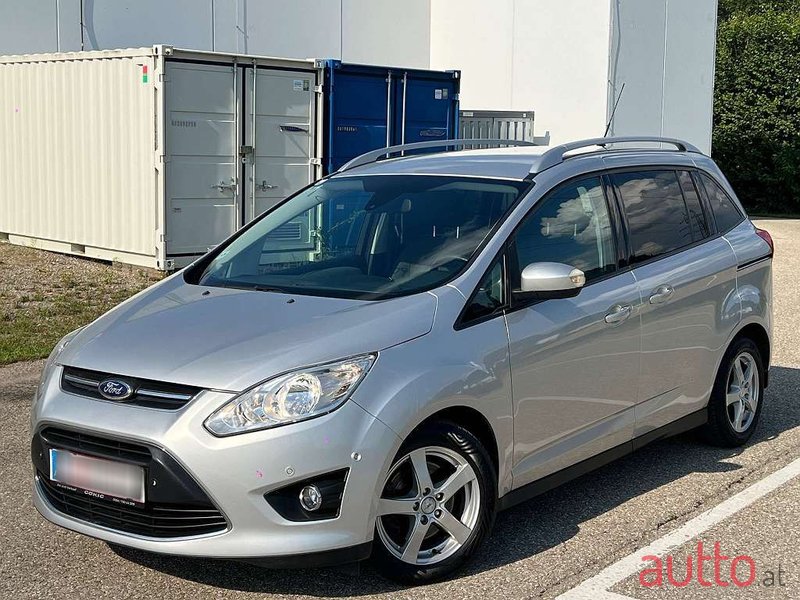 2013' Ford C-MAX photo #1