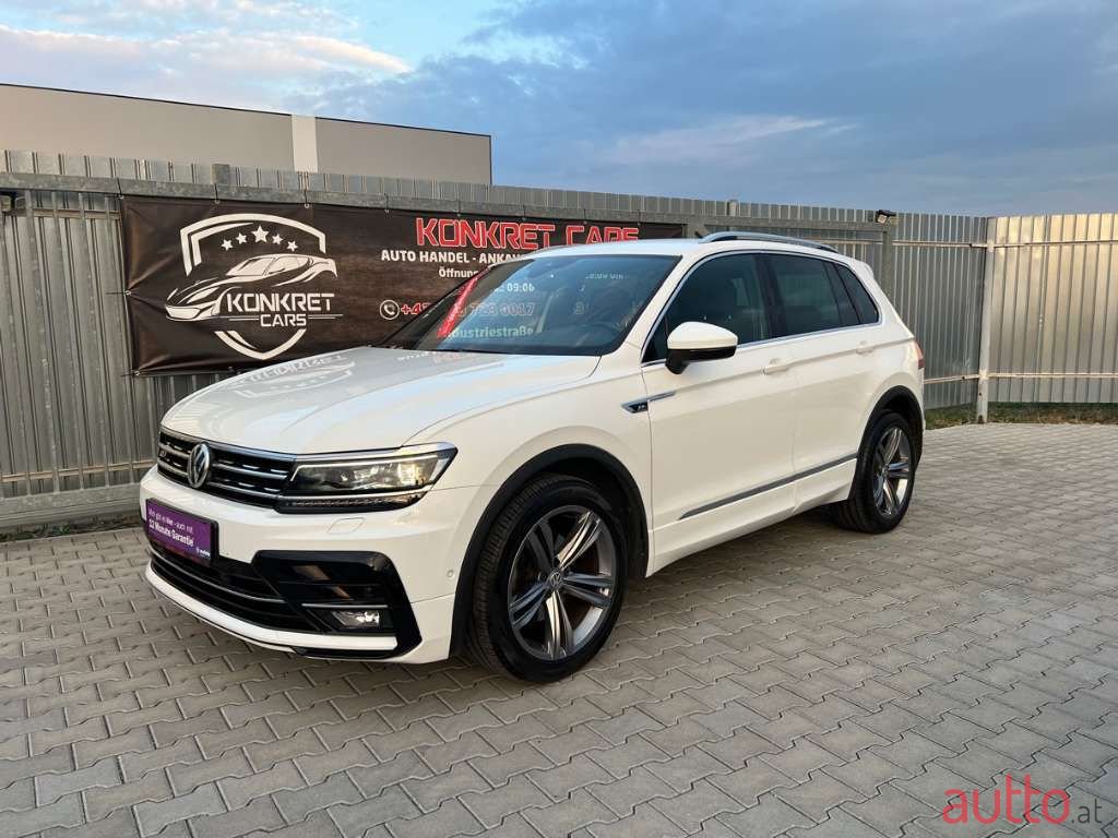 2018' Volkswagen Tiguan photo #1
