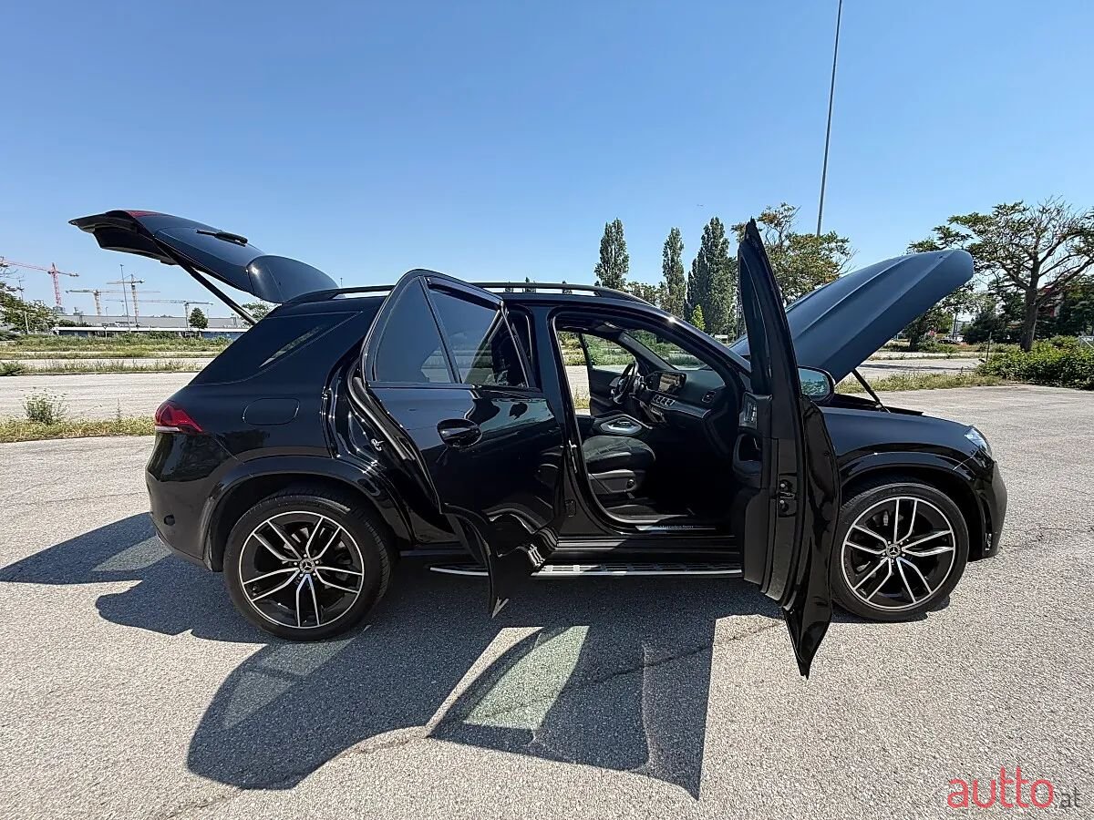 2022' Mercedes-Benz Gle-Klasse photo #1
